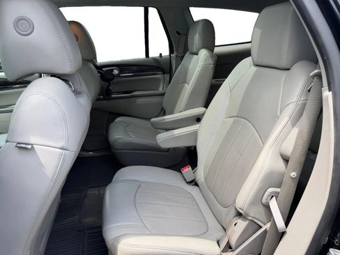 Used 2017 Buick Enclave Premium FWD image 17