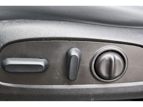 Used 2024 Buick Enclave Essence w/ Sport Touring Edition FWD image 25