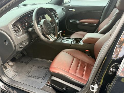 Used 2014 Dodge Charger R/T RWD image 32