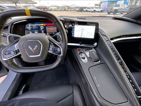 Used 2024 Chevrolet Corvette Stingray Premium Cpe w/ Z51 Performance Package image 13