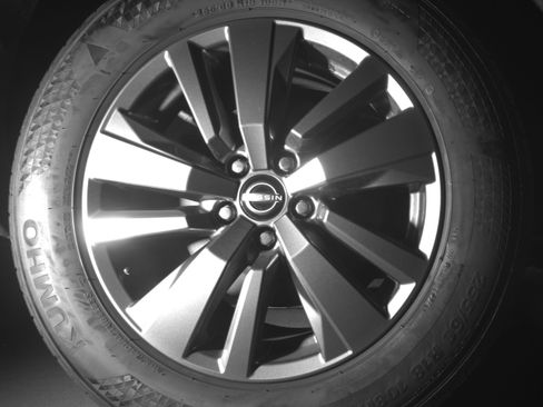 Used 2025 Nissan Pathfinder SV AWD/4WD image 15