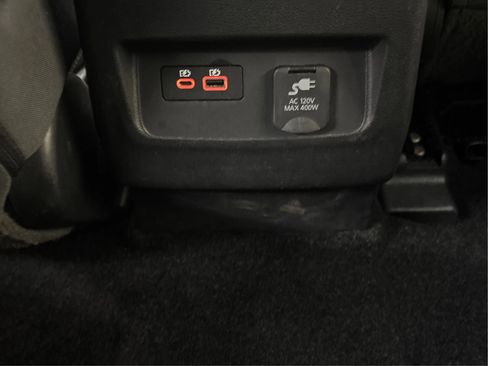 Used 2022 Nissan Frontier SV image 28