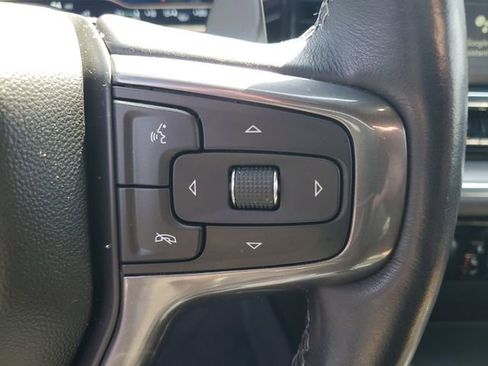 Used 2025 Chevrolet Silverado 1500 High Country image 13