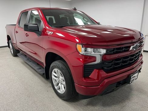 Used 2024 Chevrolet Silverado 1500 RST AWD/4WD image 2