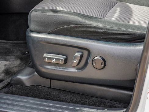 Used 2018 Toyota 4Runner SR5 image 30