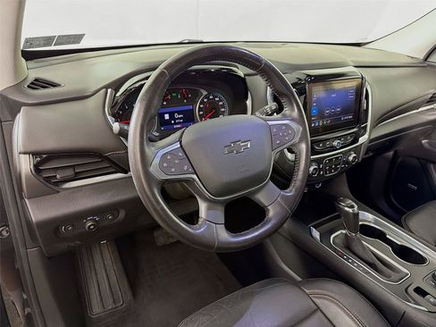 Used 2020 Chevrolet Traverse RS w/ LPO, Floor Liner Package AWD/4WD image 16