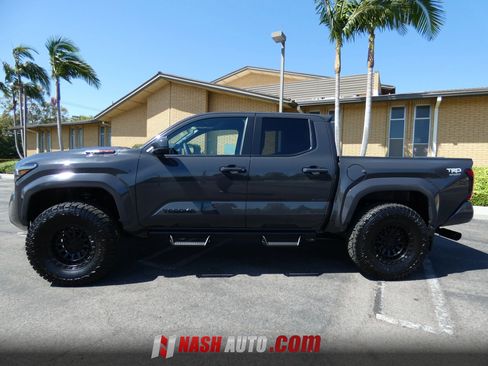 Used 2026 Toyota Tacoma TRD Sport RWD image 14