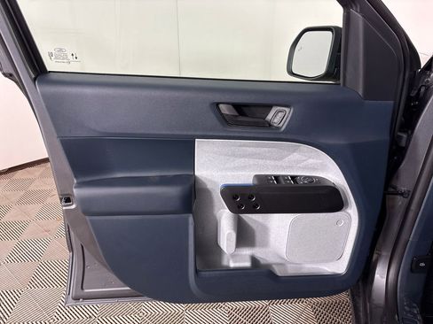 New 2026 Ford Maverick XLT w/ XLT Luxury Package FWD image 17