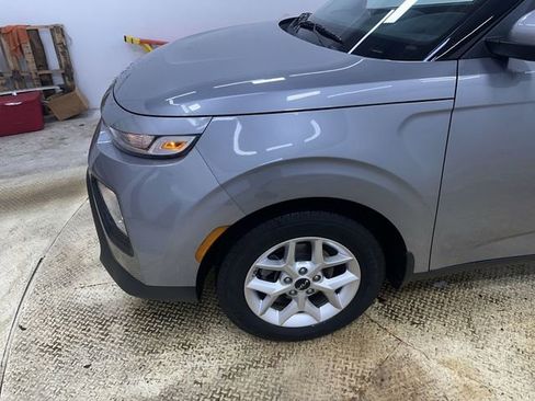 Certified 2022 Kia Soul LX w/ Technology Package image 19