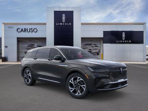 New 2026 Lincoln Nautilus Premier w/ Equipment Group 102A image 7