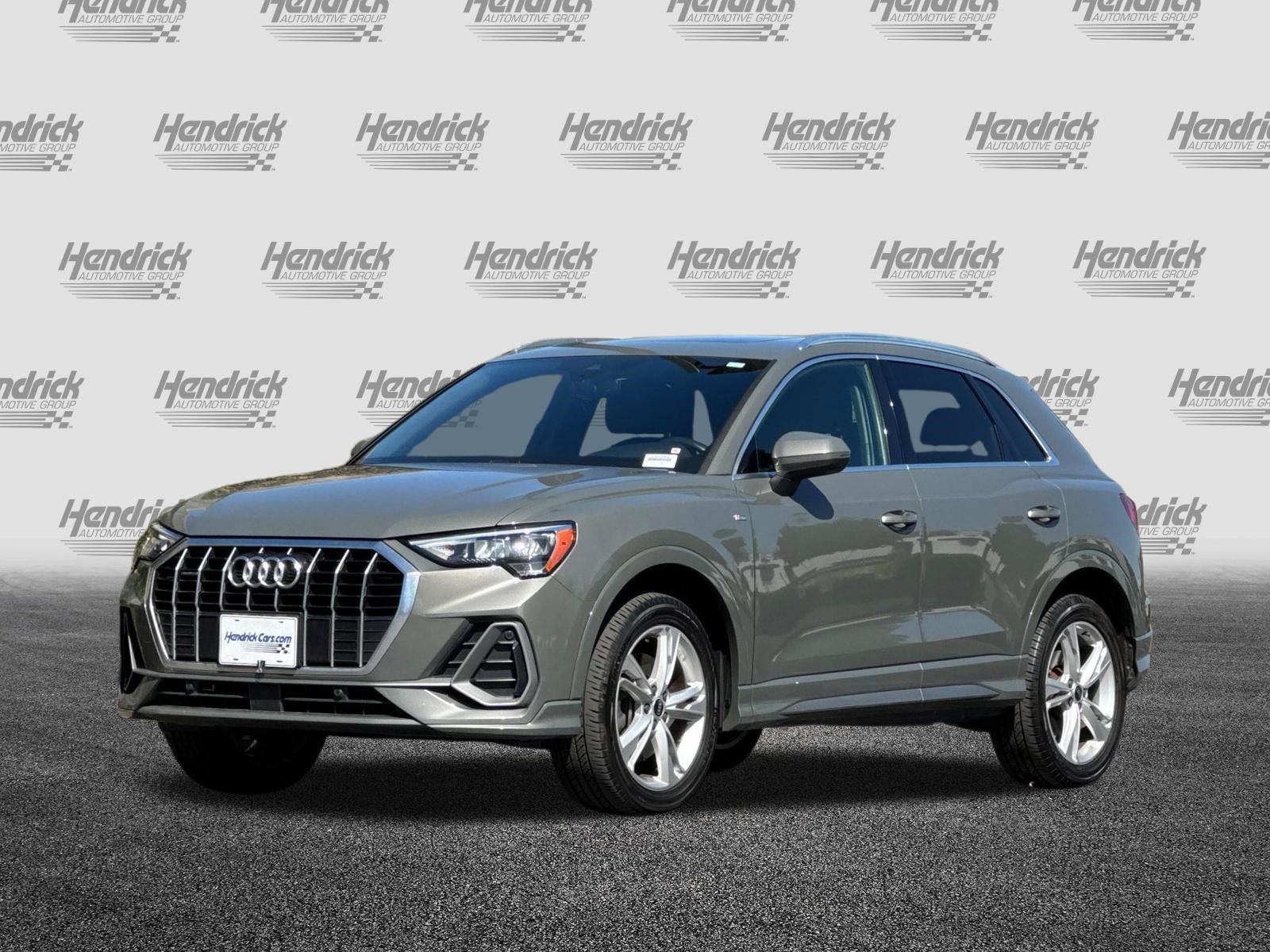 Used 2021 Audi Q3 2.0T Premium w/ Convenience Package AWD/4WD image 9