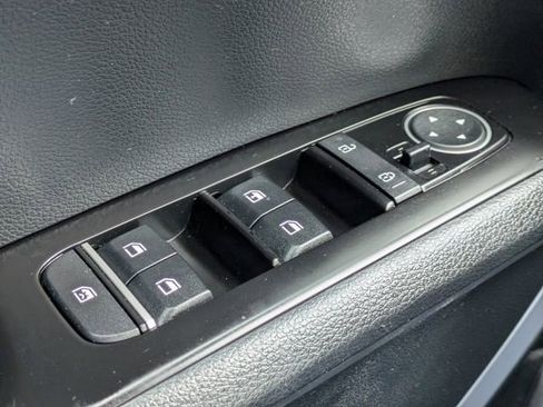 Used 2023 Kia Soul LX w/ Option Group 015 FWD image 24