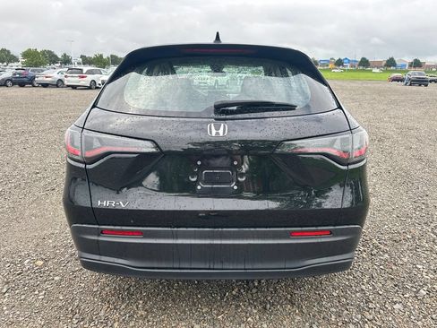 Used 2025 Honda HR-V LX image 8