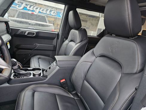 New 2025 Ford Bronco Badlands w/ Sasquatch Package image 15