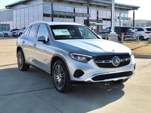 New 2026 Mercedes-Benz GLC 300 GLC 300 image 3