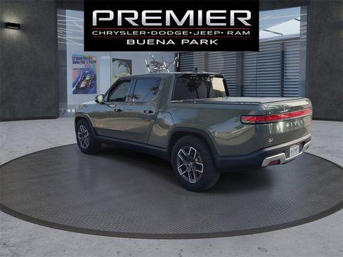 Used 2023 Rivian R1T Launch Edition image 6