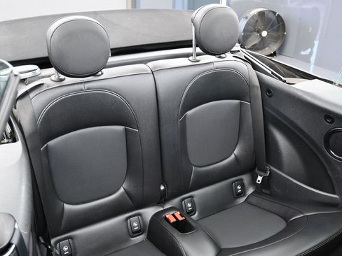 Used 2022 MINI Cooper S image 32