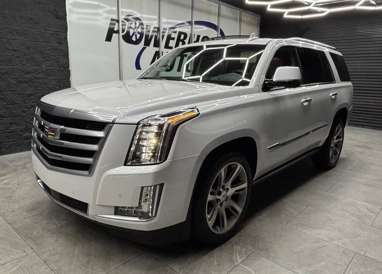 Used 2016 Cadillac Escalade Premium AWD/4WD image 5