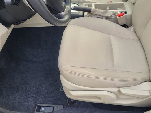 Used 2013 Subaru Crosstrek 2.0i Limited AWD/4WD image 12