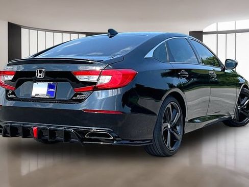 Used 2021 Honda Accord Sport image 6