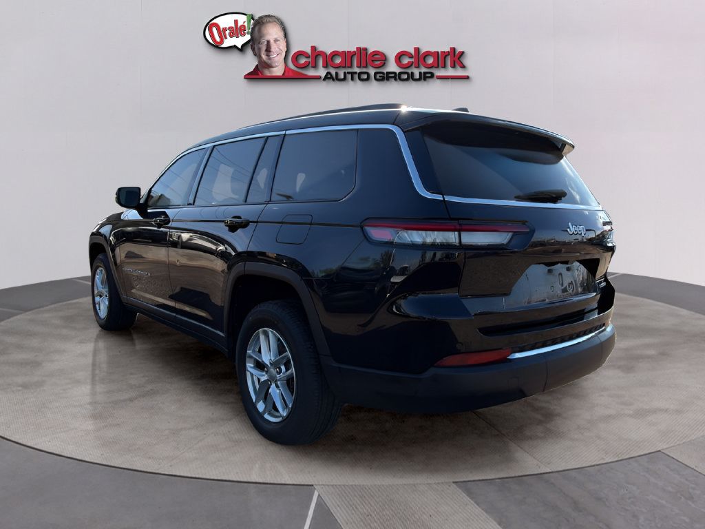 Used 2025 Jeep Grand Cherokee L Laredo RWD image 3