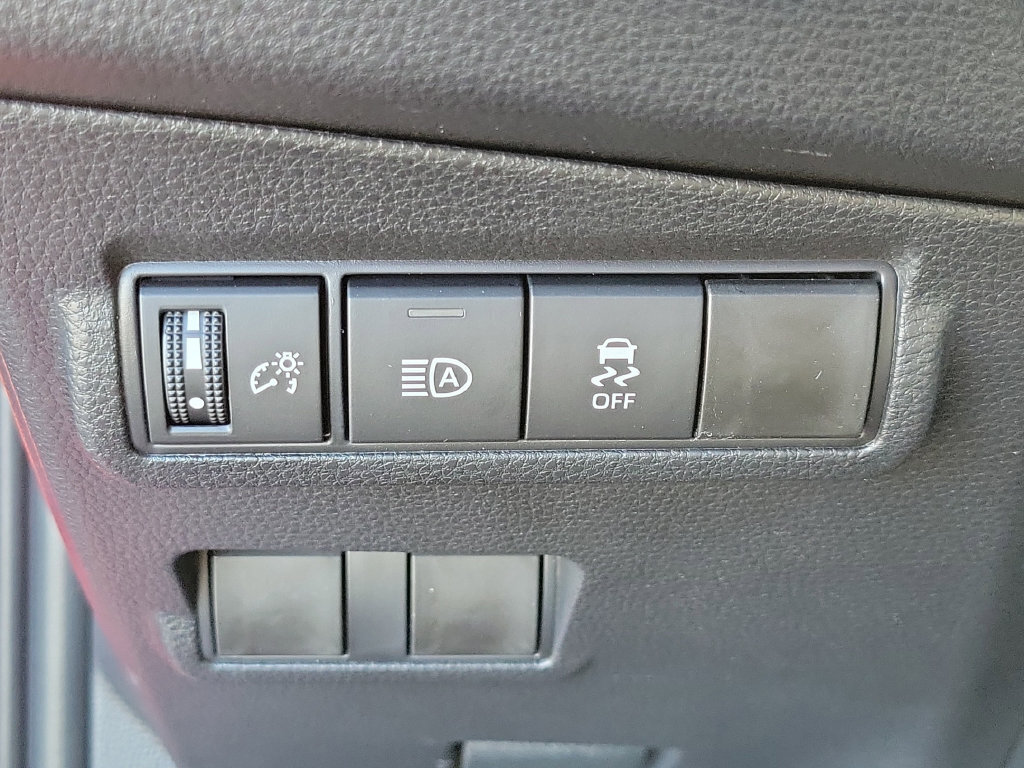 New 2026 Toyota Corolla Cross LE w/ Moonroof Package FWD image 21