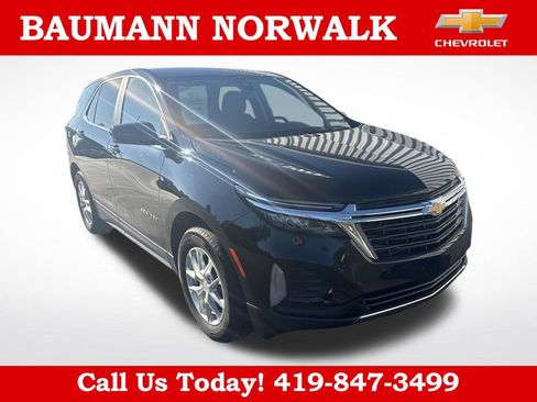 Used 2023 Chevrolet Equinox LT FWD image 1