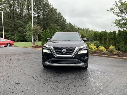 Used 2022 Nissan Rogue SV w/ SV Premium Package AWD/4WD image 3