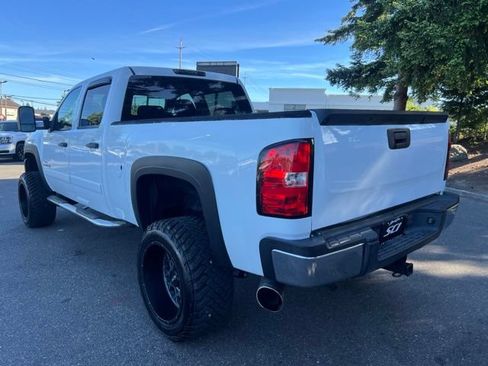 Used 2008 Chevrolet Silverado 2500 LT w/ 1LT Convenience Package AWD/4WD image 3