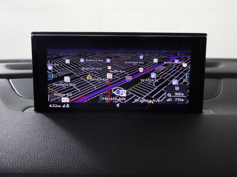 Used 2018 Audi Q7 3.0T Prestige image 55