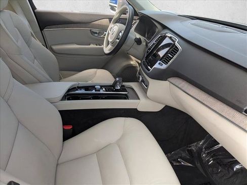 Used 2023 Volvo XC90 B5 Plus w/ Protection Package Premier AWD/4WD image 25