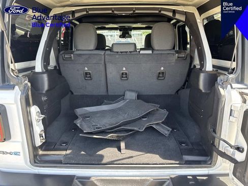 Used 2024 Jeep Wrangler Unlimited AWD/4WD image 8
