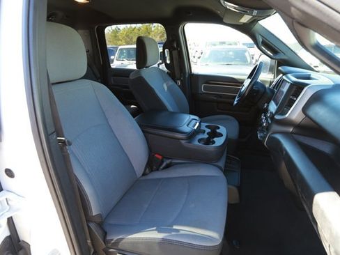 Used 2022 RAM 2500 Big Horn image 26