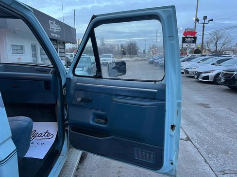 Used 1987 Ford F250 4x4 Regular Cab image 10