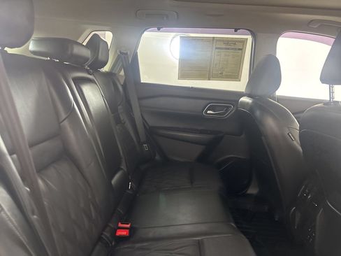 Used 2021 Nissan Rogue Platinum AWD/4WD image 32
