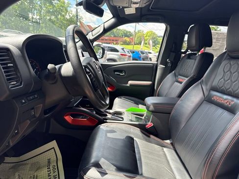 Used 2024 Nissan Frontier PRO-4X w/ Pro Premium Package AWD/4WD image 9