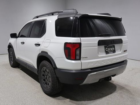 Used 2026 Honda Passport TrailSport image 5