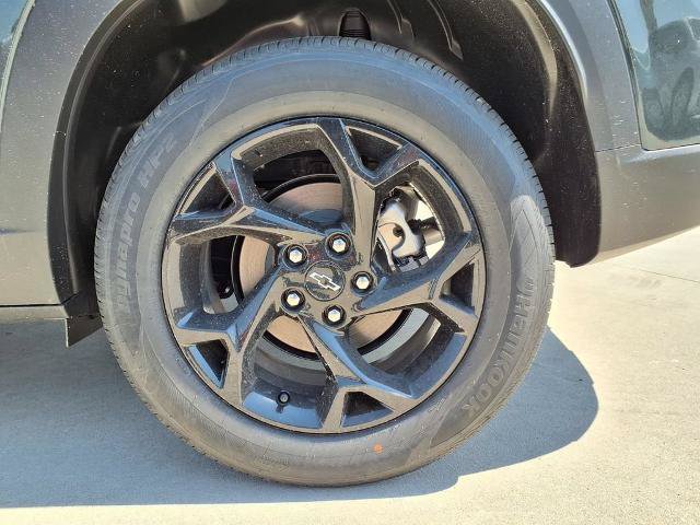 New 2026 Chevrolet Trax LT w/ Driver Confidence Package FWD image 8
