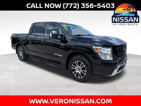 Certified 2024 Nissan Titan SV w/ SV Convenience Package RWD image 1