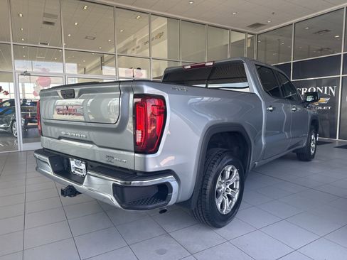 Used 2024 GMC Sierra 1500 SLT AWD/4WD image 4