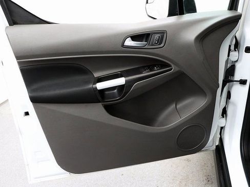 Used 2022 Ford Transit Connect XLT image 18