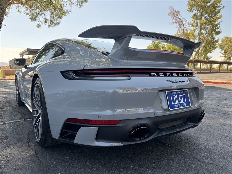 Used 2024 Porsche 911 Carrera 4S w/ Premium Package AWD/4WD image 20