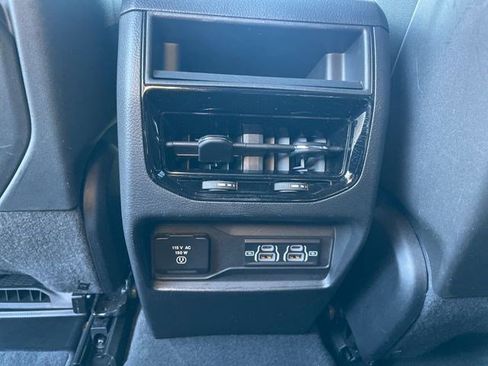 Used 2023 Jeep Grand Cherokee Altitude AWD/4WD image 32