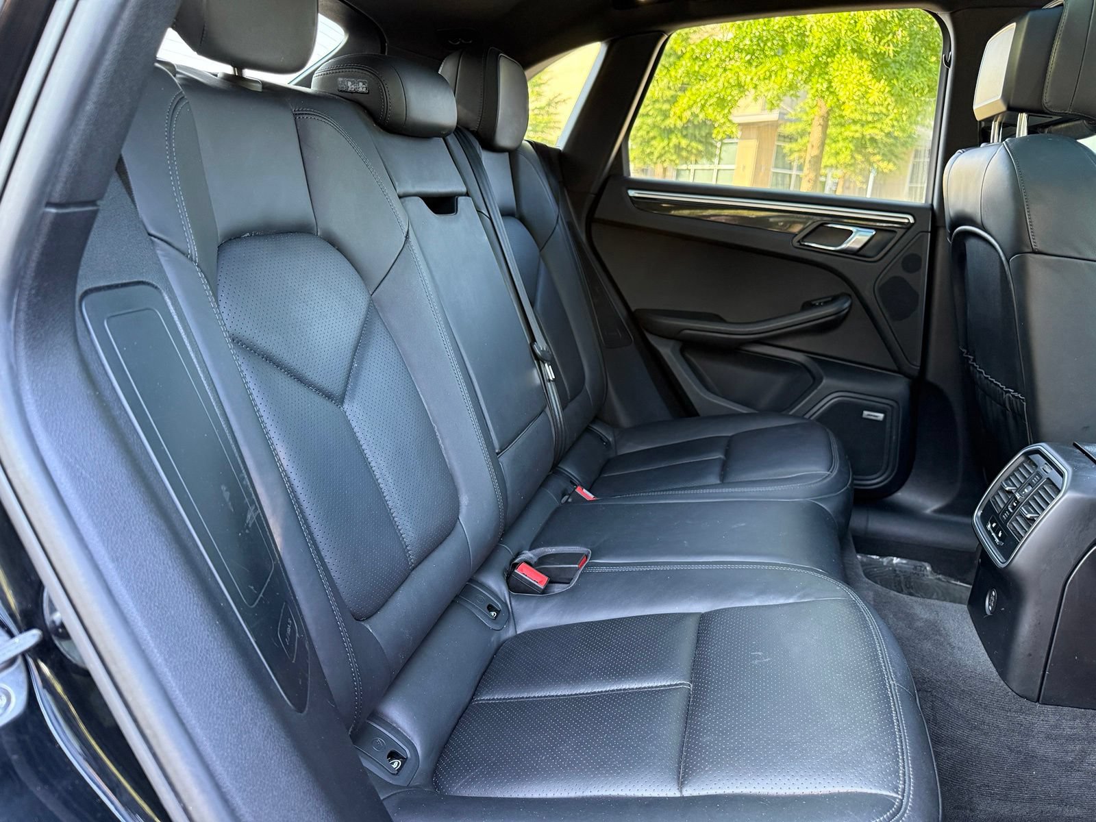 Used 2018 Porsche Macan S AWD/4WD image 41