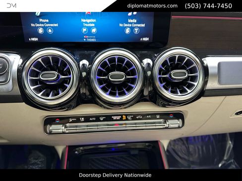 Used 2023 Mercedes-Benz EQB 300 4MATIC w/ Exclusive Package image 34