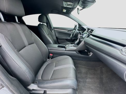 Used 2021 Honda Civic Sport image 18