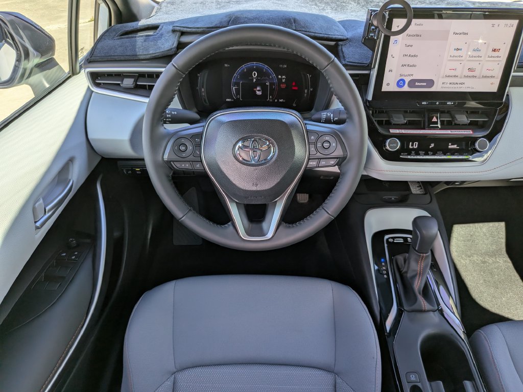 Used 2025 Toyota Corolla FX w/ Convenience Package FWD image 15