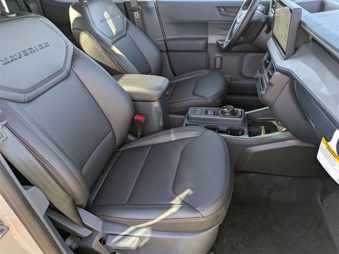 New 2025 Ford Maverick Lariat w/ Black Appearance Package image 20