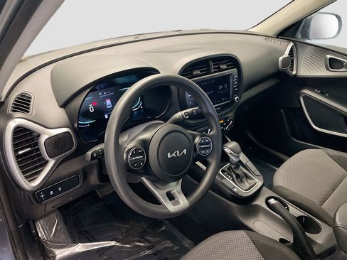 Used 2023 Kia Soul LX w/ Option Group 015 image 7