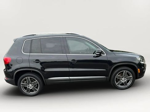 Used 2012 Volkswagen Tiguan S FWD image 7